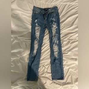 2 PAIR OF FASHION NOVA JEANS